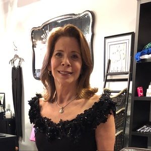 Meet your Posher, Cindy